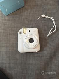 polaroid instax mini 12