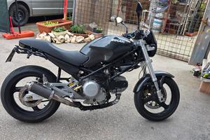 Ducati monster DARK 600 2001 PATENTE A2