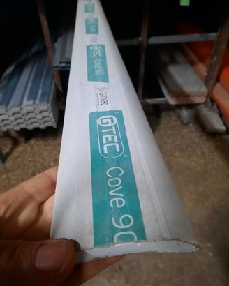cornice per alloggio led