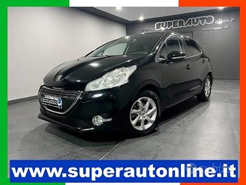 Peugeot 208 1.4 hdi 5 Porte TOTAL BLACK