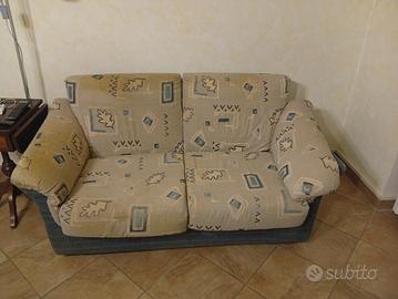 Divano letto e poltrona
