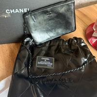 BORSA CHANEL 22 So Black nuova