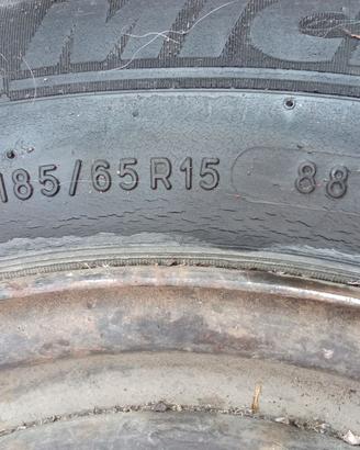 Veendo 4 cerchioni auto acciaio mis 185/65 R15