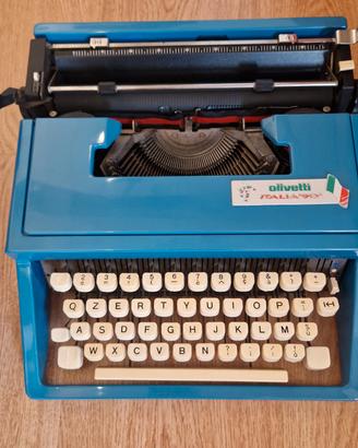 Macchina da scrivere Olivetti italia 90