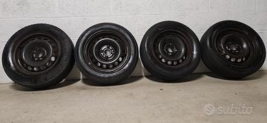 4 cerchi in ferro 14" per Fiat punto 188 classic