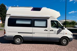 Camper Westfalia James Cook 312D