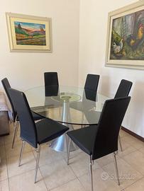 Tavolo e sedie