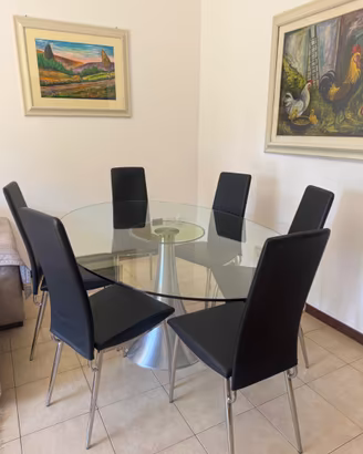 Tavolo e sedie