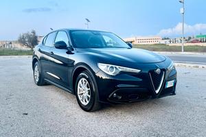Alfa Romeo Stelvio 2.2 Turbodiesel 180 CV AT8 RWD 