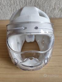 Casco per arti marziali karate NUOVO MAI USATO
