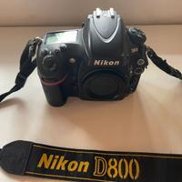 Nikon D800 Full Frame 36MP – più accessori
