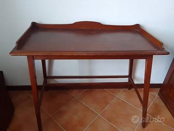 Tavolino antiquariato.