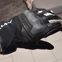 Guanti Revit Blaze nero/bianco protezioni carbonio
