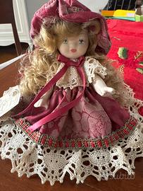 Bambolina di ceramica di Capodimonte