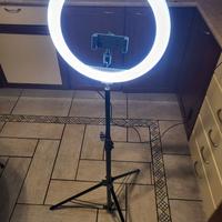 Staffa Triangolare, Luce ad Anello LED per selfie