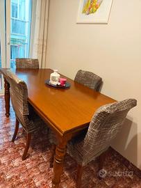 TAVOLO Allungabile con 6 sedie Cucina Soggiorno - Arredamento e Casalinghi  In vendita a Trieste