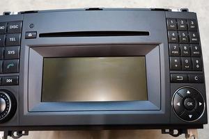 Autoradio originale Mercedes.