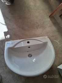 Lavandino per bagno