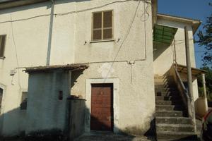 CASA DI CORTE A SAN DONATO VAL DI COMINO