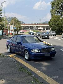 Mercedes c220 w202