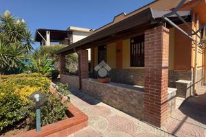 VILLA SINGOLA A TRAPPETO