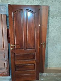 2 Porte da interni classica in legno massello