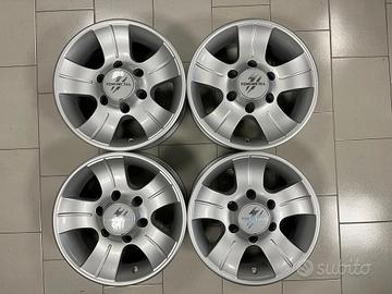 RL42 Cerchi in lega FONDMETAL G1 15" 6X139.7 OFFR