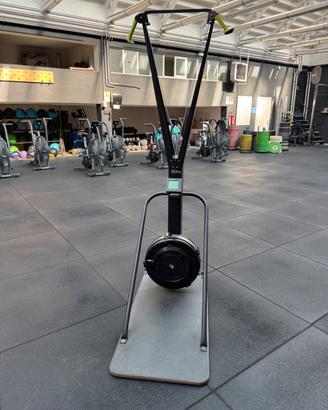 SkiErg Concept2 con pedana