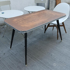 Tavolo rettangolare formica
