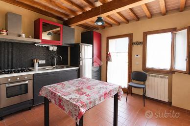 CASA DI CORTE A SAN GIULIANO TERME