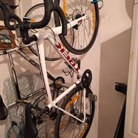 Trek Domane AL 3 Disc come nuova