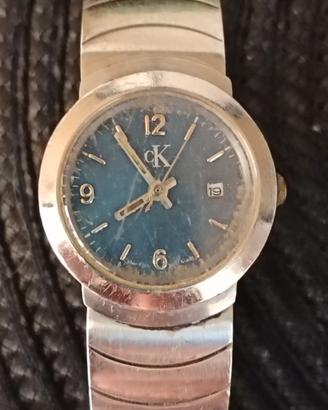 orologio da polso analogico con cassa rotonda  