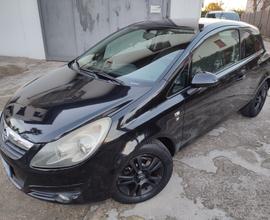 Opel corsa 2010 a gpl scadenza 2030 full opt