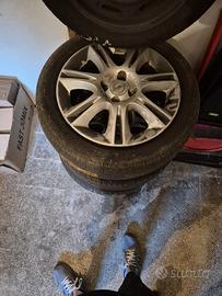 4 cerchi Opel corsa con ruote invernali 