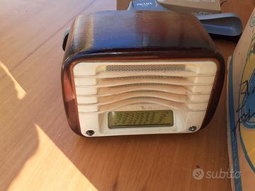 Radio Telefunken Mignonette Baby Serie de Giubileo