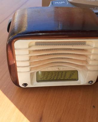 Radio Telefunken Mignonette Baby Serie de Giubileo