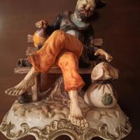 Statua Capodimonte Anziano con fiaschetta