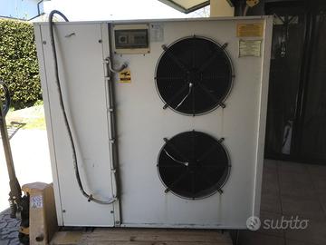 Refrigeratore d'acqua - Climatizzatore