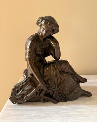 Scultura / statua donna in spelter