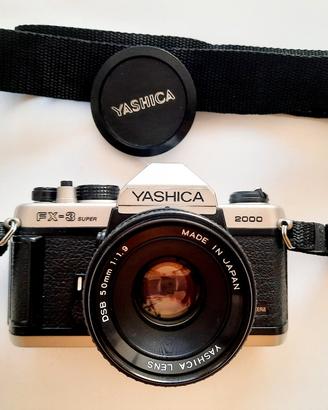 Macchina fotografica Yashica 35 mm