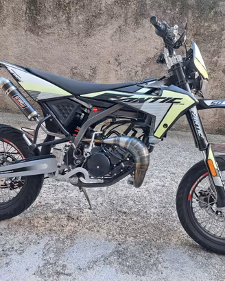 Fantic motard 50