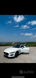 Jaguar F type 2022