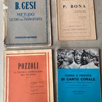 Spartiti di Canto Corale musicali stock di 4