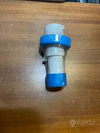 Spina industriale da cavo 220V 16A