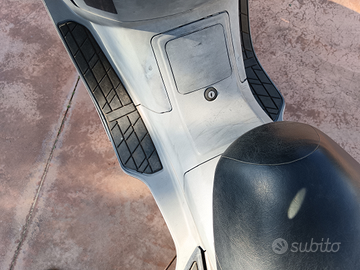 Suzuki burgman cc 250