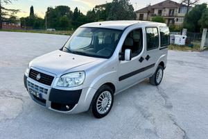Fiat doblo 5 posti 1.9 JTD neopatentati