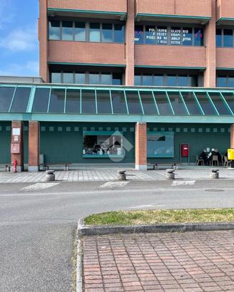 NEGOZIO A CORREGGIO
