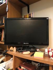 Tv 32” più Tv 26” più monitor 18”