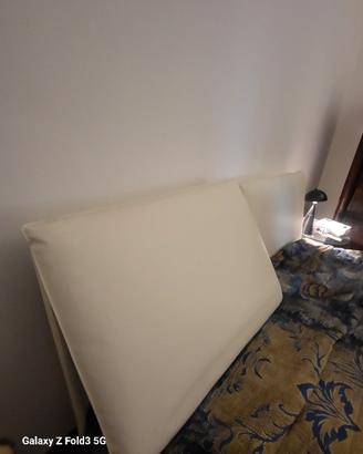 Letto matrimoniale di design