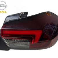 STOP FANALE POSTERIORE A LED DESTRO OPEL Corsa F S